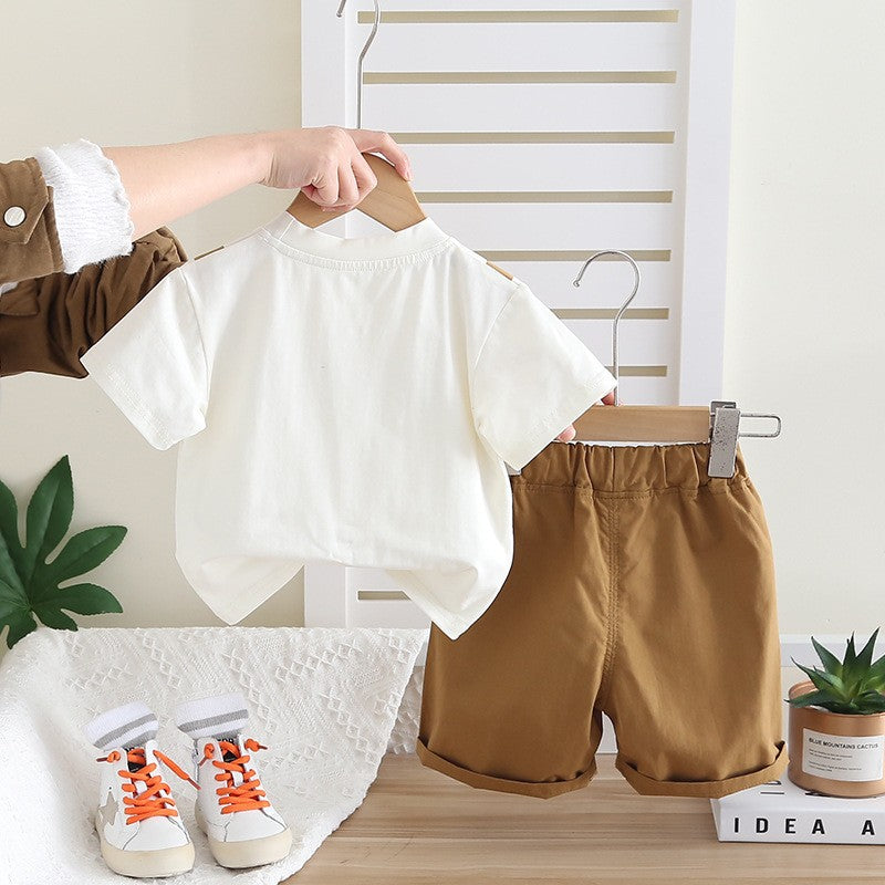 Boys Cute Bear Graphic T-Shirt & Khaki Shorts Set – Adorable Casual Summer Outfit