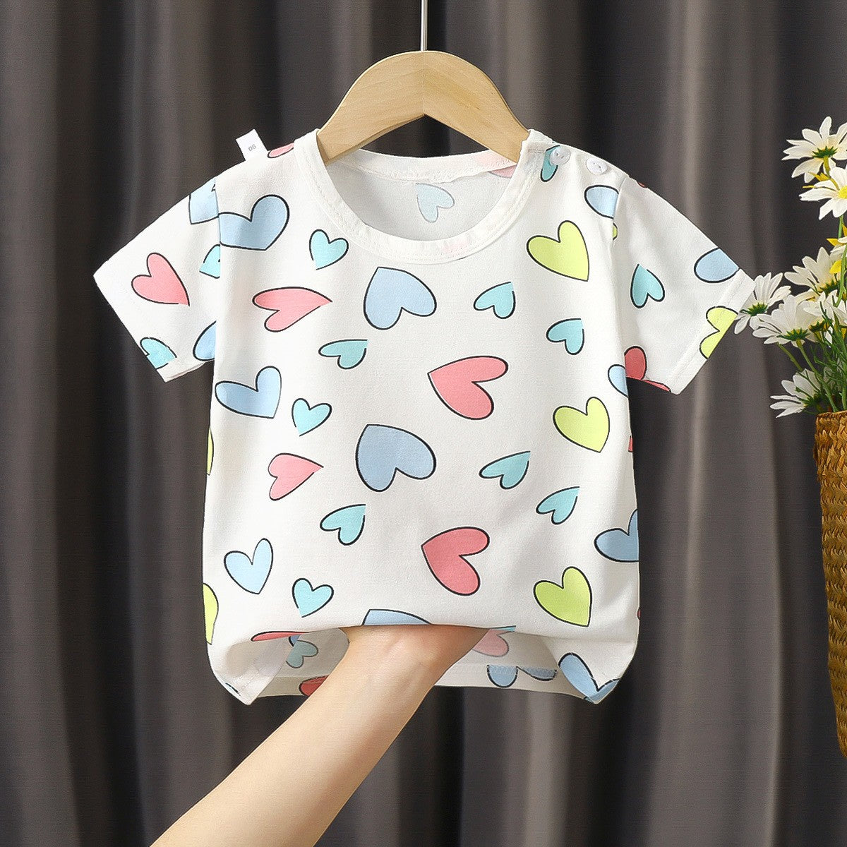 Kids' White Heart Print T-Shirt – Colorful Hearts Short Sleeve Top